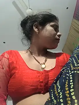 Snapshot of Setty54 chatting on 10-14-25, 09:36 Setty54 online show from 10-14-25, 09:36
