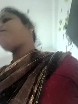 Snapshot of Setty54 chatting on 10-02-25, 10:57 Setty54 online show from 10-02-25, 10:57