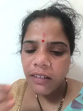 Snapshot of Setty54 chatting on 09-30-25, 10:32 Setty54 online show from 09-30-25, 10:32