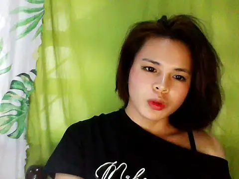 kera metina online show from 11-18-25, 01:43