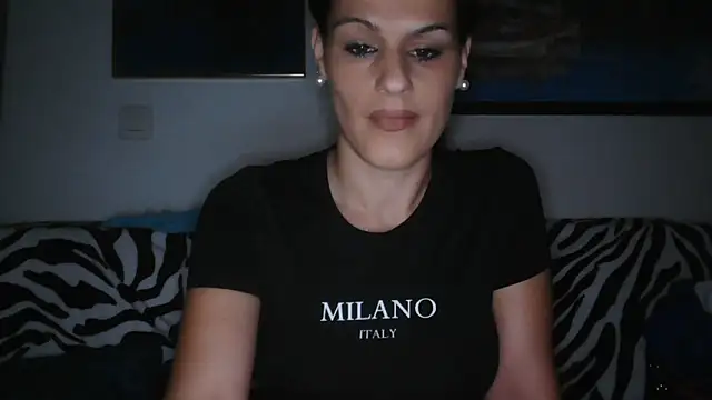 yumara351 online show from 10-06-25, 09:54