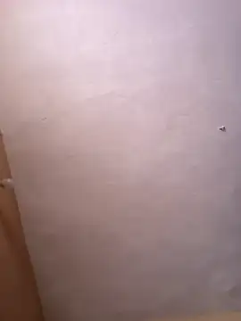 Snapshot of queenbuggi chatting on 02-17-26, 09:39 queenbuggi online show from 02-17-26, 09:39