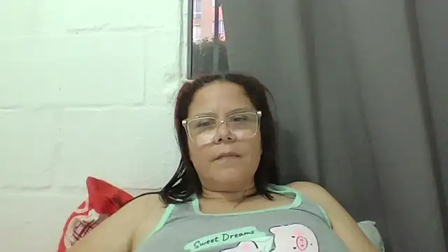 latinamaster online show from 10-27-25, 10:44