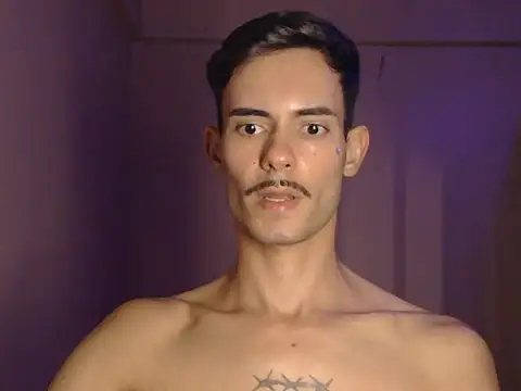 Snapshot of Oheitorofc chatting on 03-28-26, 11:28 Oheitorofc online show from 03-28-26, 11:28