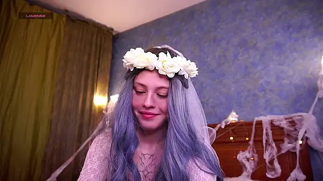 LurleneRamo online show from 10-30-25, 01:04