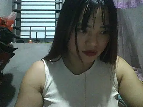 Snapshot of Lee_coope chatting on 09-27-25, 02:12 Lee coope online show from 09-27-25, 02:12