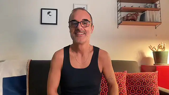 Snapshot of Milkywaymen chatting on 09-23-25, 01:29 Milkywaymen online show from 09-23-25, 01:29