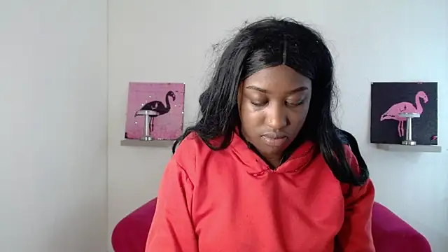 Snapshot of milykabombastik chatting on 09-16-25, 12:28 milykabombastik online show from 09-16-25, 12:28