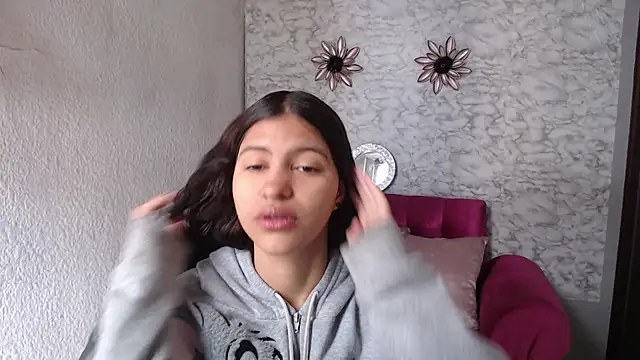 Evagirl69 online show from 06-25-26, 12:21