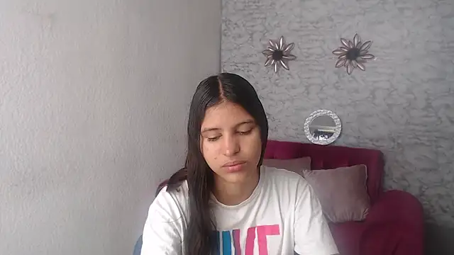 Evagirl69 online show from 10-29-25, 06:18