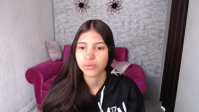 Snapshot of Evagirl69 chatting on 02-24-26, 12:17 Evagirl69 online show from 02-24-26, 12:17