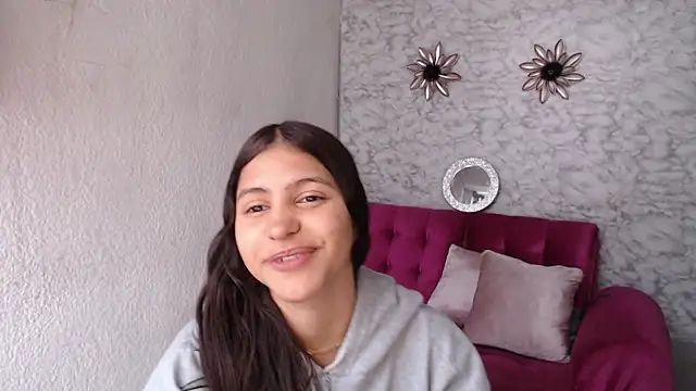 Evagirl69 online show from 03-12-26, 12:31