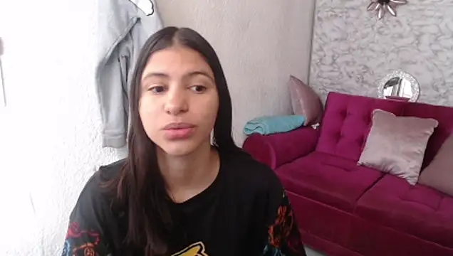 Snapshot of Evagirl69 chatting on 02-02-26, 12:15 Evagirl69 online show from 02-02-26, 12:15