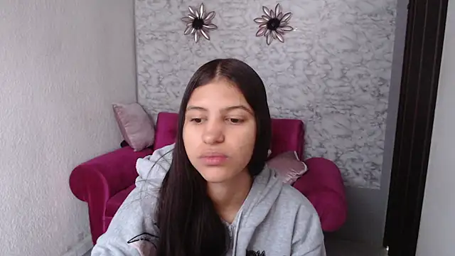 Snapshot of Evagirl69 chatting on 02-23-26, 12:17 Evagirl69 online show from 02-23-26, 12:17