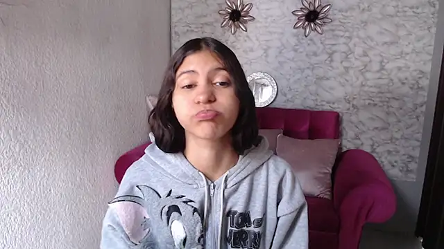 Evagirl69 online show from 06-26-26, 12:22