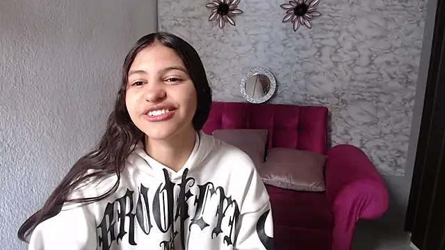 Evagirl69 online show from 06-30-26, 12:16