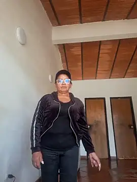 Vickysweeeettt online show from 04-23-26, 03:57