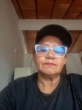 Vickysweeeettt online show from 06-16-26, 06:19