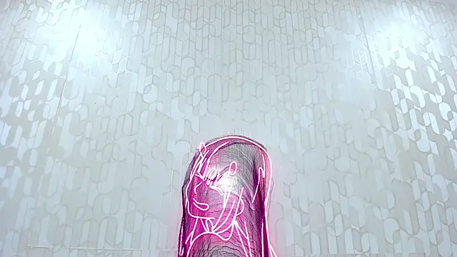 Snapshot of scarletross_ chatting on 10-31-25, 12:13 scarletross online show from 10-31-25, 12:13