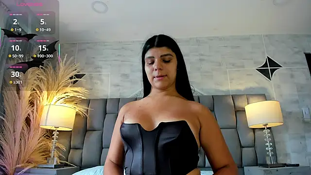 PauliinaBelle  online show from 07-23-26, 02:03