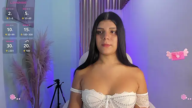 PauliinaBelle  online show from 11-15-25, 01:04