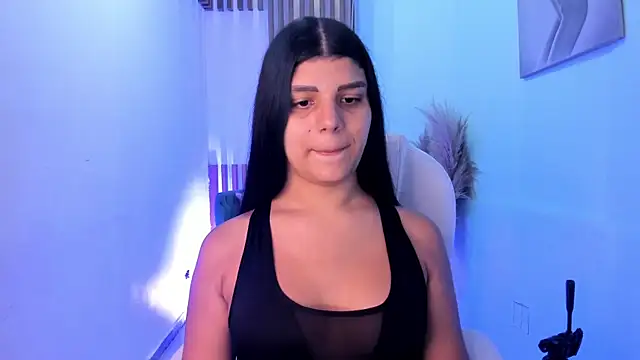 PauliinaBelle  online show from 01-12-26, 12:45