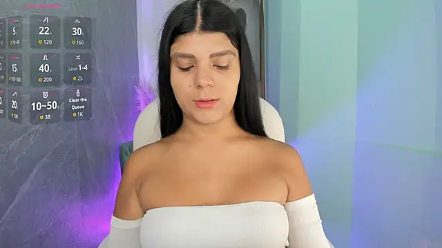 PauliinaBelle  online show from 04-12-26, 12:30