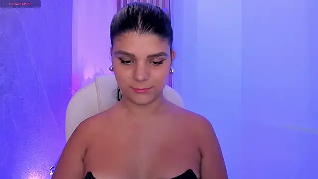 PauliinaBelle  online show from 05-30-26, 04:01