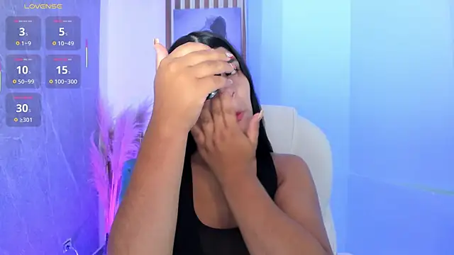 PauliinaBelle  online show from 05-15-26, 01:31