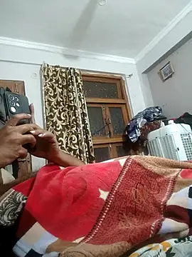 vardh033 online show from 04-07-26, 02:24