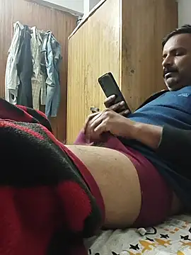 vardh033 online show from 11-29-25, 03:23