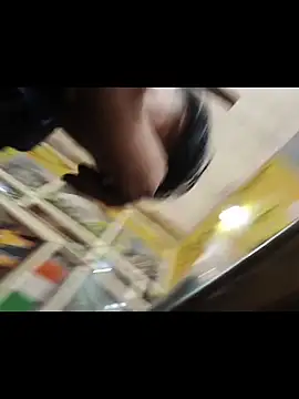 vardh033 online show from 11-18-25, 07:55