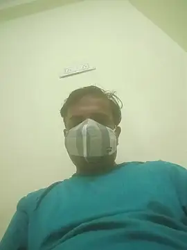 vardh033 online show from 10-27-25, 05:19