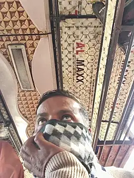 vardh033 online show from 12-20-25, 08:06