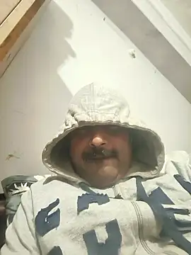 vardh033 online show from 01-09-26, 02:57