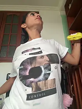 AlisSon  hot online show from 06-17-26, 11:53