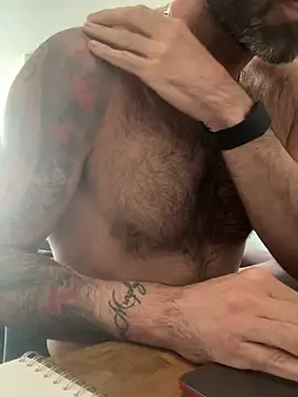 Snapshot of Thickdickdominant chatting on 04-13-26, 11:25 Thickdickdominant online show from 04-13-26, 11:25