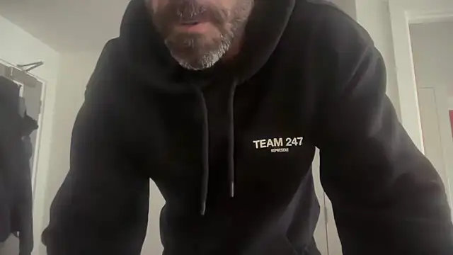 Snapshot of Thickdickdominant chatting on 04-14-26, 01:16 Thickdickdominant online show from 04-14-26, 01:16