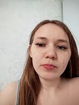 AlisaWyn online show from 12-21-25, 08:05