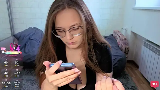 AlisaWyn online show from 11-05-25, 07:44