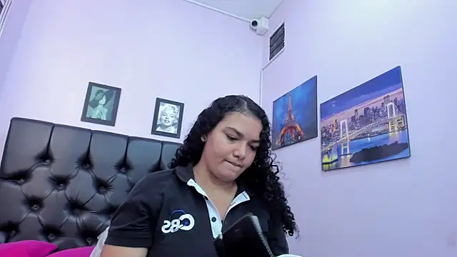 Adrianasex 69x online show from 11-27-25, 05:13