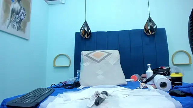 Adrianasex 69x online show from 03-08-26, 02:04