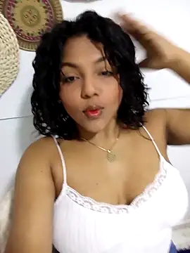 veronica em1 online show from 03-18-26, 01:24