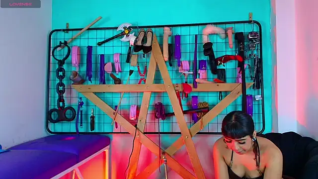 Mrmia bdsm extreme online show from 12-17-25, 12:54