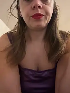 ladywithbigass online show from 10-11-25, 04:35