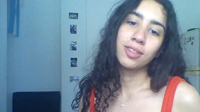 Snapshot of Souphicherry chatting on 10-16-25, 07:11 Souphicherry online show from 10-16-25, 07:11