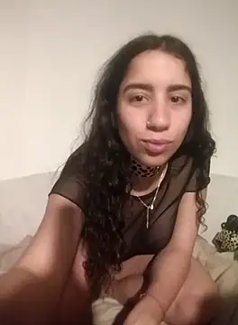 Snapshot of Souphicherry chatting on 09-26-25, 03:57 Souphicherry online show from 09-26-25, 03:57