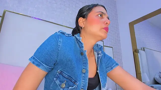 thalia888  online show from 11-28-25, 07:03