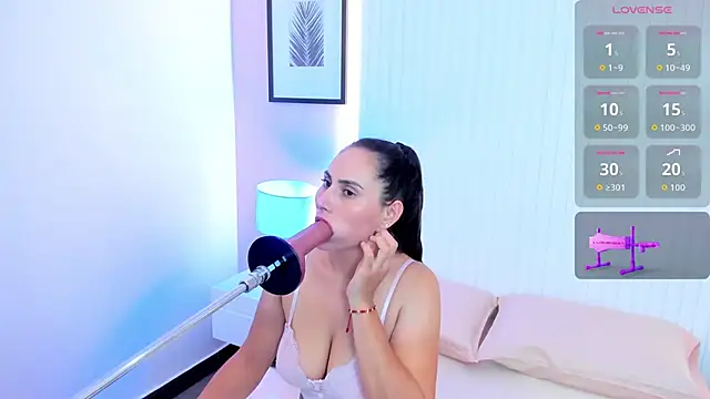 Snapshot of lauren_stone_ chatting on 01-31-26, 07:23 lauren stone online show from 01-31-26, 07:23