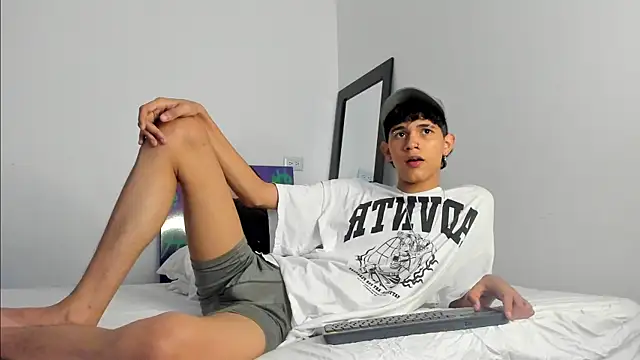 alexmark  online show from 11-15-25, 03:43